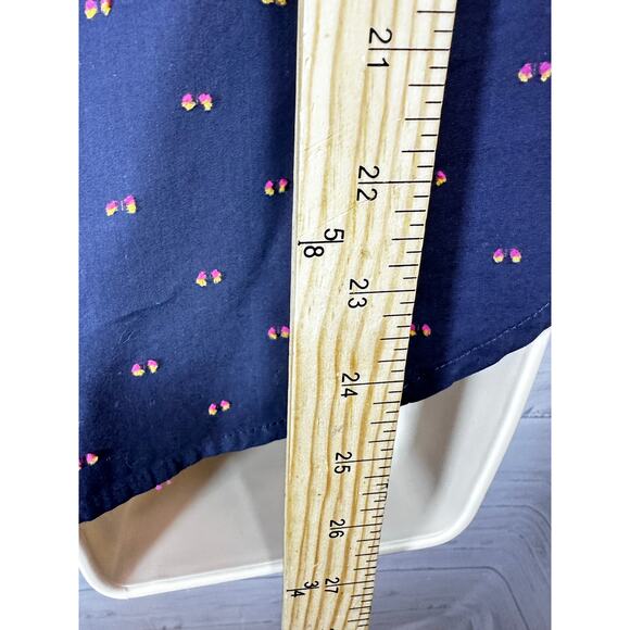 Maeve size 4 embroidered floral button up navy blue blouse preppy academia caree - Picture 3 of 8